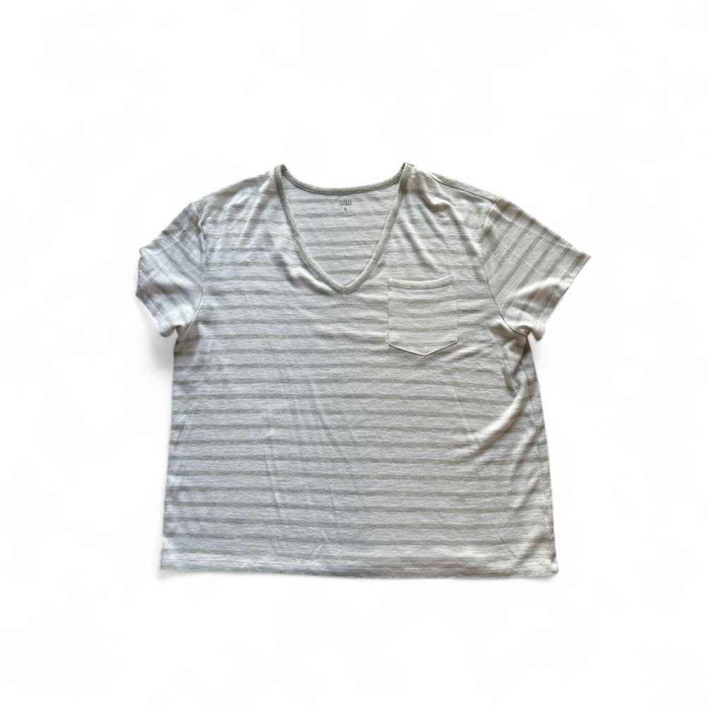 ✨A.n.a V-Neck Top